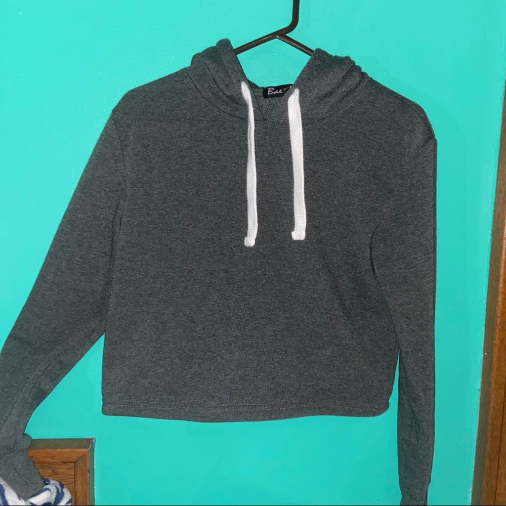 Cropped grey hoodie